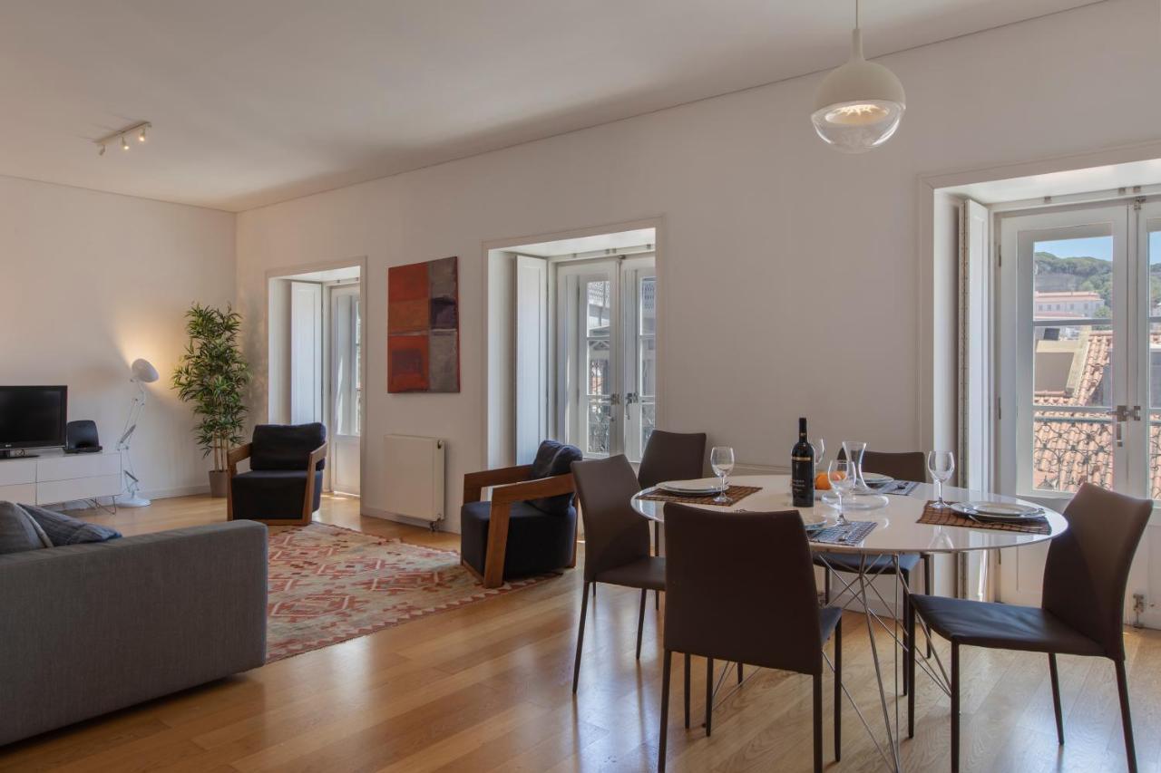 Downtown Apartment Santa Justa Lisbon Exterior photo